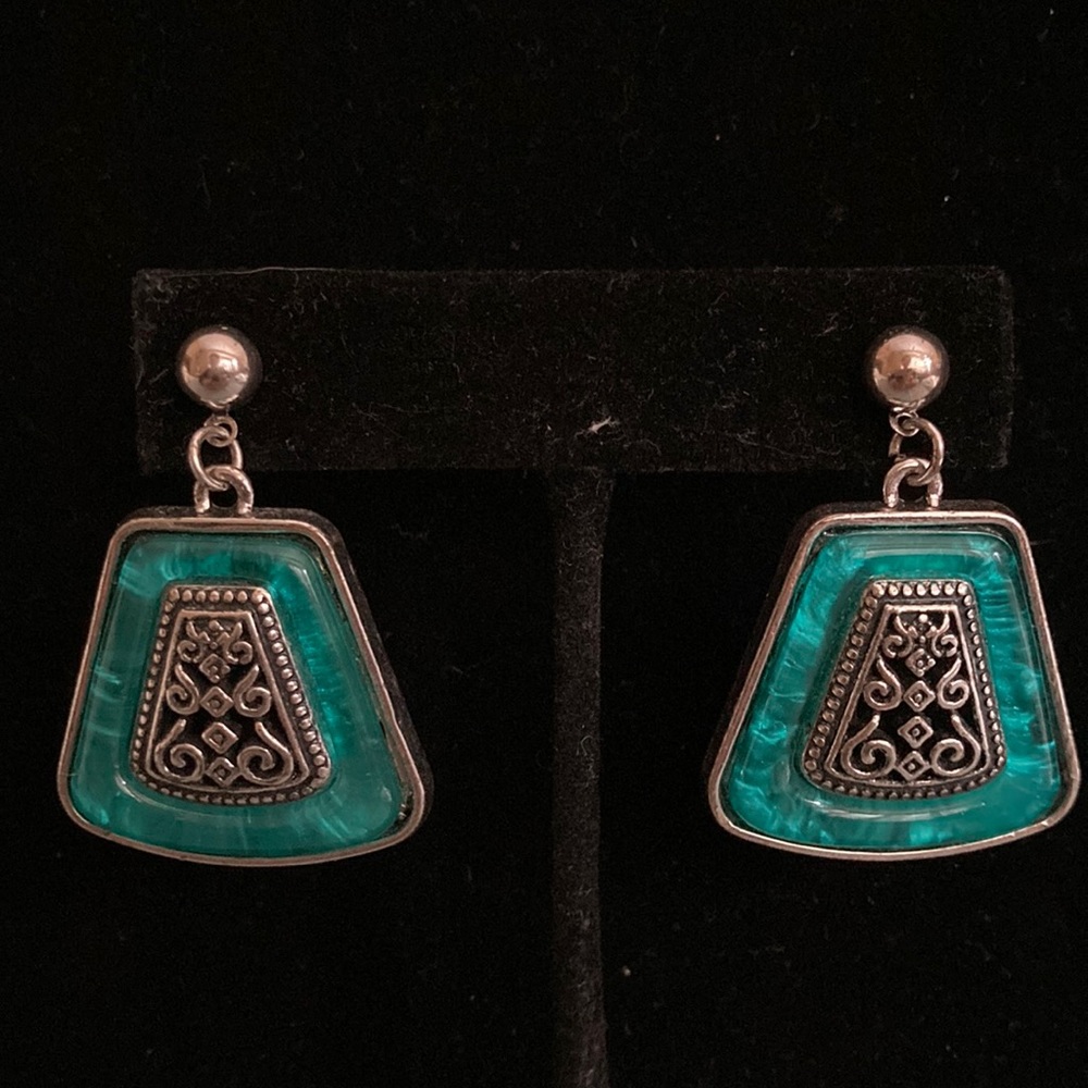 Pewter with Turquoise stone inlaid